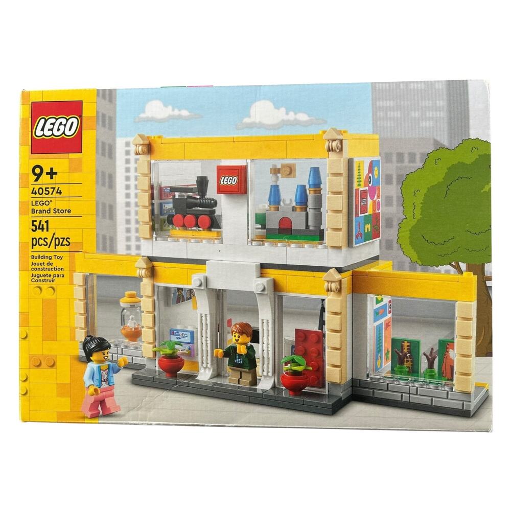 LEGO 40574 LEGO Brand Store 541 PCS Complete w/ Box & Manual (Partially Built)